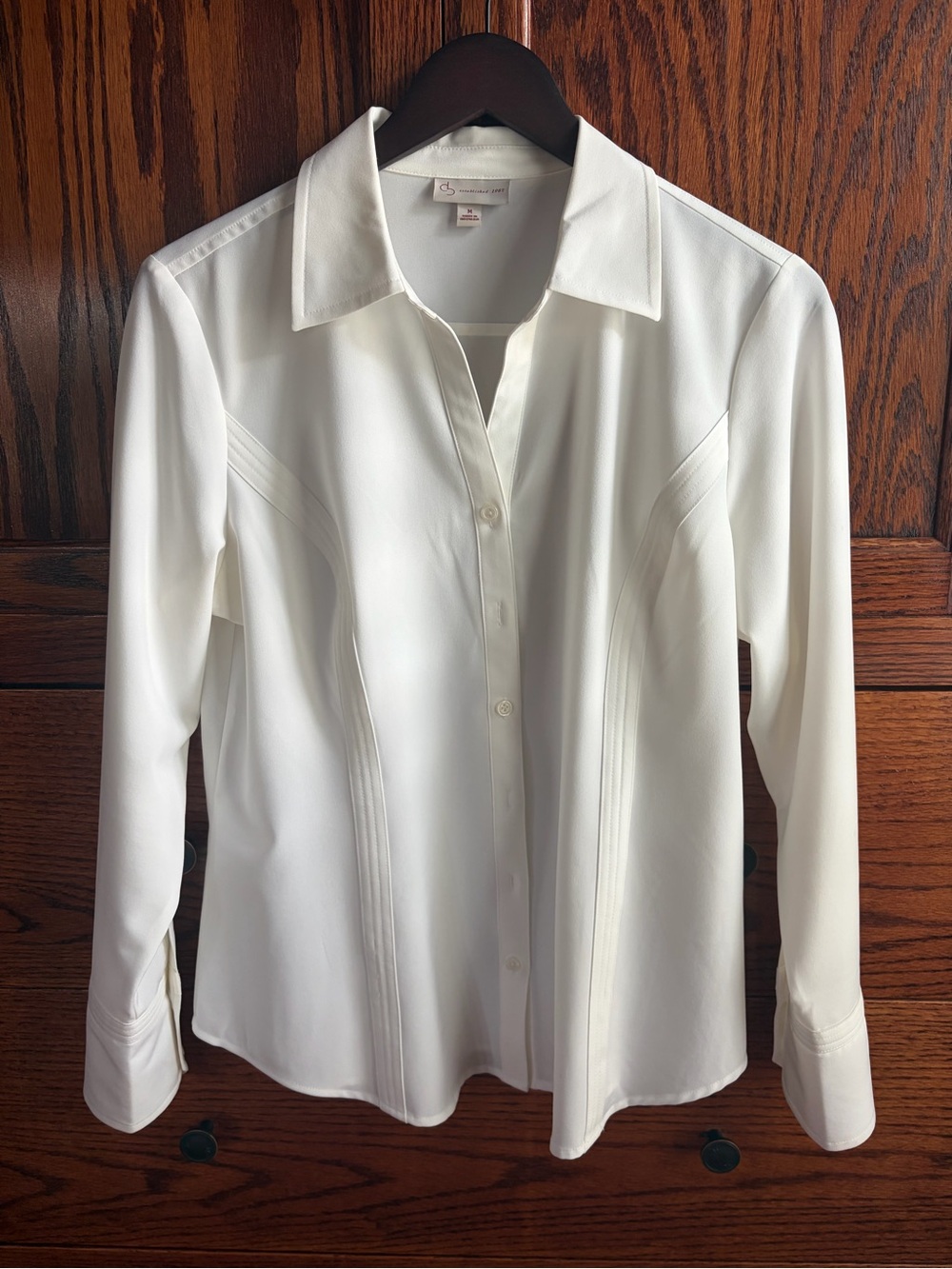 Elegant Women's Off-White Button-Down Shirt - Classic Collared Long Sleeve